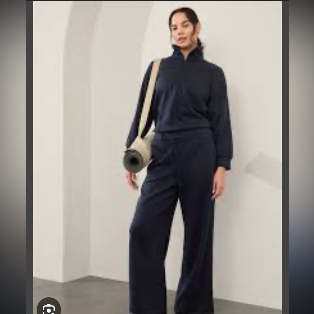 NWT Athleta allure matching set navy medium